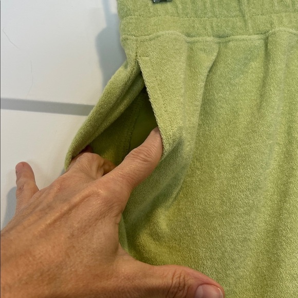 Hollister Light Green Terry Cloth Women's ultra high rise Shorts size small. - Picture 4 of 7
